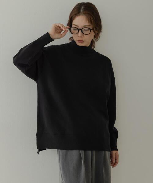 URBAN RESEARCH Sonny Label（アーバンリサーチサニーレーベル）の「『UR TECH』サイドスリットプルオーバー（ニット/セーター・レディース・ブラック/グレー/ミント・FREE）」の2枚目の写真