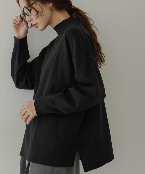 URBAN RESEARCH Sonny Label（アーバンリサーチサニーレーベル）の「『UR TECH』サイドスリットプルオーバー（ニット/セーター・レディース・ブラック/グレー/ミント・FREE）」の4枚目の写真