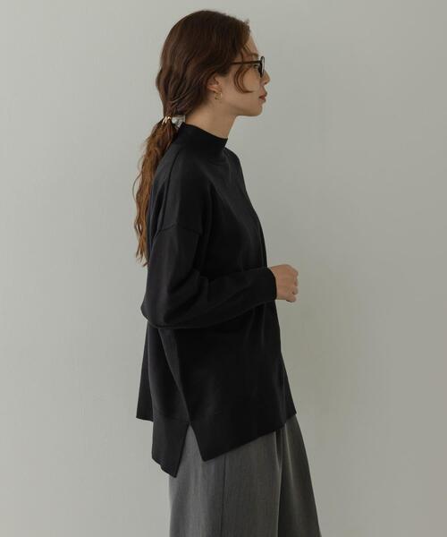 URBAN RESEARCH Sonny Label（アーバンリサーチサニーレーベル）の「『UR TECH』サイドスリットプルオーバー（ニット/セーター・レディース・ブラック/グレー/ミント・FREE）」の6枚目の写真