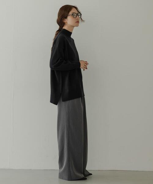 URBAN RESEARCH Sonny Label（アーバンリサーチサニーレーベル）の「『UR TECH』サイドスリットプルオーバー（ニット/セーター・レディース・ブラック/グレー/ミント・FREE）」の9枚目の写真