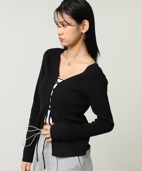 ANAP(アナップ)の「レースアップ リブニット トップス(ニット/セーター・レディース・ブラック/アイボリー/ブラウン・F)」の15枚目の写真