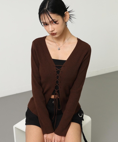 ANAP(アナップ)の「レースアップ リブニット トップス(ニット/セーター・レディース・ブラック/アイボリー/ブラウン・F)」の17枚目の写真