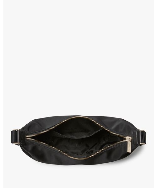 kate spade new york（ケイトスペード ニューヨーク）の「カーター ナイロン ミディアム スリング バッグ（ショルダーバッグ・レディース・ブラック・ONESIZE）」の4枚目の写真