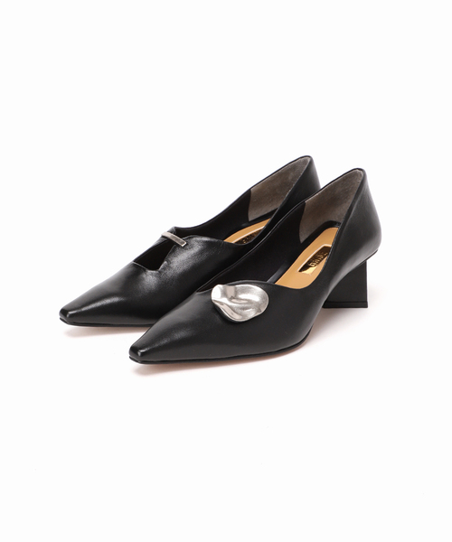 GRISE(グリーズ)の「《追加》GRISE5cmレザーARTYアシメカットパンプス(パンプス・レディース・シルバー/ブラック・23cm/22.5cm/22cm/25cm/24.5cm/24cm/23.5cm)」の18枚目の写真