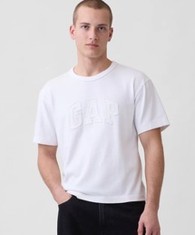 GAP（ギャップ）の「ヘビーウェイト リラックスフィット GAPロゴ クロップドTシャツ（Tシャツ/カットソー）」