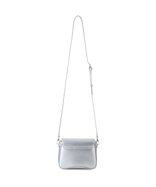 RAINBEE（レインビー）の「DEWY BAG_ SILVER（メッセンジャーバッグ・レディース・シルバー・FREE）」の4枚目の写真