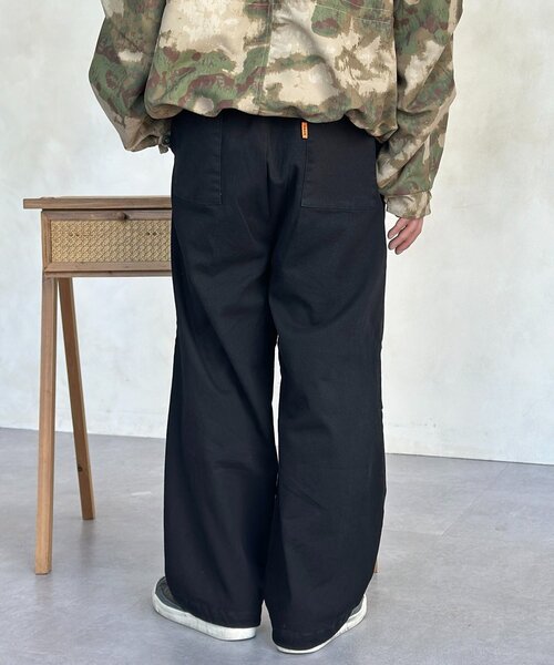 CPCM(シーピーシーエム)の「ストレッチツイルニータックパンツ(その他パンツ・メンズ・ネイビー/ブラック/アイボリー/カーキ・MEDIUM/LARGE)」の21枚目の写真