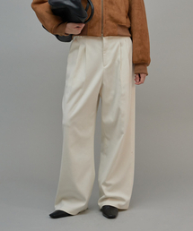 Classic Double-Pleated Slacks Ivory