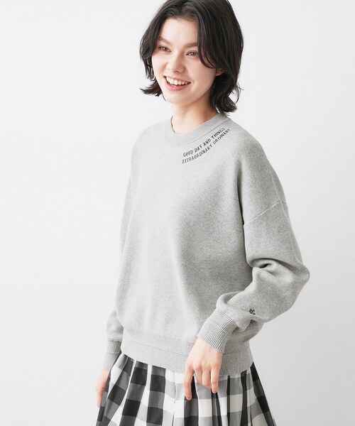 Dessin（デッサン）の「【ユニセックス/洗える】ロゴ刺繍入りコットンジャカード（ニット/セーター・レディース・グレー系4/グレー/ネイビー・02/01/00/05/04/03）」の5枚目の写真