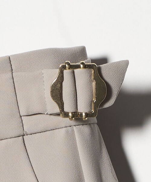 A DAY IN THE LIFE UNITED ARROWS（アデイインザライフユナイテッドアローズ）の「ダブルクロス タックワイドパンツ ‐ウォッシャブル‐＜A DAY IN THE LIFE＞（その他パンツ・レディース・ネイビー/ベージュ/ダークグレー・40/38/36）」の8枚目の写真