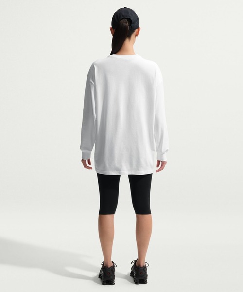 NIKE（ナイキ）の「ナイキ NIKE ナイキ  NSW クラシック OS L/S Tシャツ（Tシャツ/カットソー・レディース・ブラック/ホワイト・M/L）」の8枚目の写真