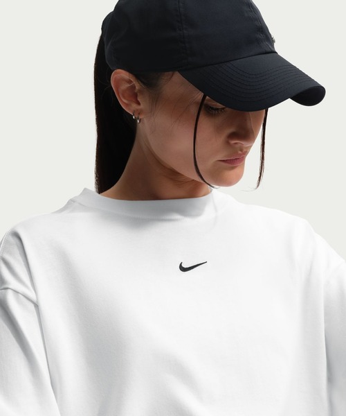 NIKE（ナイキ）の「ナイキ NIKE ナイキ  NSW クラシック OS L/S Tシャツ（Tシャツ/カットソー・レディース・ブラック/ホワイト・M/L）」の4枚目の写真
