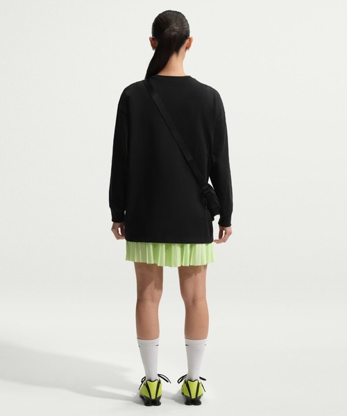 NIKE（ナイキ）の「ナイキ NIKE ナイキ  NSW クラシック OS L/S Tシャツ（Tシャツ/カットソー・レディース・ブラック/ホワイト・M/L）」の13枚目の写真