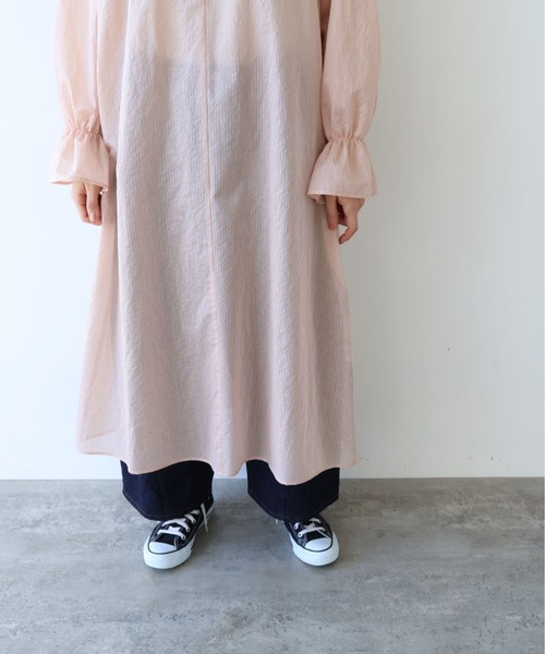 yuni(ユニ )の「Cotton Polyester stripe gather sleeves ワンピース(ワンピース・レディース・アイボリー/ブラウン/ピンク・FREE)」の9枚目の写真
