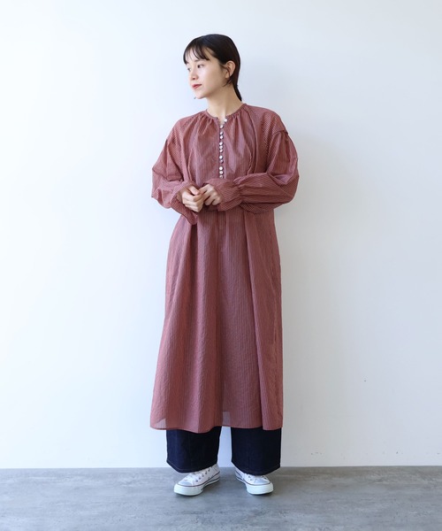 yuni(ユニ )の「Cotton Polyester stripe gather sleeves ワンピース(ワンピース・レディース・アイボリー/ブラウン/ピンク・FREE)」の17枚目の写真