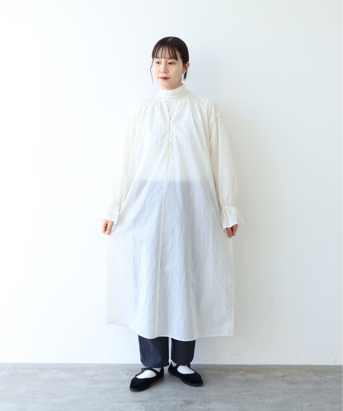 yuni(ユニ )の「Cotton Polyester stripe gather sleeves ワンピース(ワンピース・レディース・アイボリー/ブラウン/ピンク・FREE)」の11枚目の写真