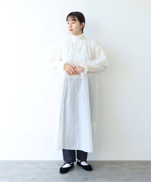 yuni(ユニ )の「Cotton Polyester stripe gather sleeves ワンピース(ワンピース・レディース・アイボリー/ブラウン/ピンク・FREE)」の14枚目の写真