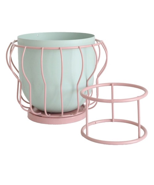 MILLION CARATS(ミリオンカラッツ)の「《neulo》 ワイヤーの抜け感で空間を軽やかに彩る!植物をアートのように楽しむ2WAYミニポット(フォトフレーム・レディース・イエロー/ピンク/ブルー・FREE)」の11枚目の写真