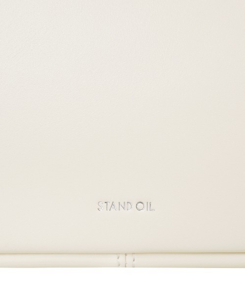 STANDOIL（スタンドオイル）の「STAND OIL/スタンドオイル MORE BAGUETTE BAG ブランドロゴ 2WAYハンドバッグ 2026年春夏（ハンドバッグ・レディース・ブラック/ブラウン/クリーム・FREE）」の20枚目の写真