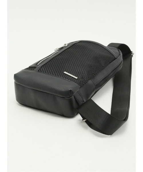 TAKA-Q（タカキュー）の「【斜め掛け】タカキュー ブロックチェック ボディバッグ（ボディバッグ/ウエストポーチ・メンズ・ブラック/ネイビー・FREE）」の10枚目の写真