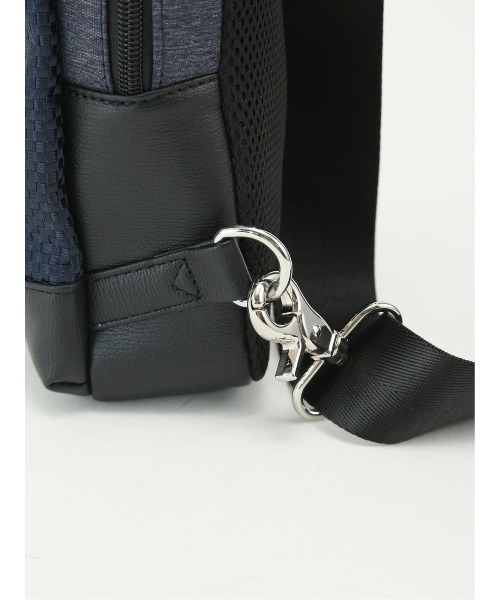 TAKA-Q（タカキュー）の「【斜め掛け】タカキュー ブロックチェック ボディバッグ（ボディバッグ/ウエストポーチ・メンズ・ブラック/ネイビー・FREE）」の21枚目の写真