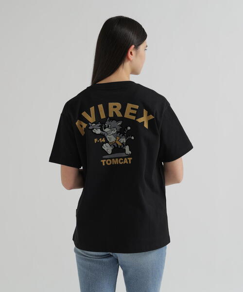 AVIREX(アヴィレックス)の「《WEB&DEPOT限定》TOMCAT T-SHIRT(Tシャツ/カットソー・レディース・ブラック/ピンク/ホワイト/ネイビー・F)」の1枚目の写真