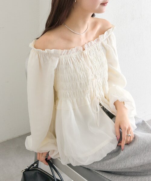 mystic（ミスティック）の「【軽い着心地◎】ドットフラワーバルーンブラウス（シャツ/ブラウス・レディース・オフホワイト/ホワイト/ブラック・FREE）」の13枚目の写真