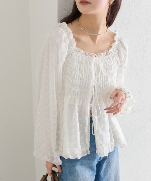 mystic（ミスティック）の「【軽い着心地◎】ドットフラワーバルーンブラウス（シャツ/ブラウス・レディース・オフホワイト/ホワイト/ブラック・FREE）」の21枚目の写真
