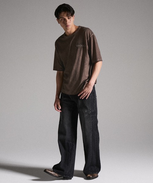 GRANCY（グランシー）の「【GRANCY】Military Studs Design Distressed T-shirt / ミリタリースタッズデザインダメージTシャツ（Tシャツ/カットソー・メンズ・ブラウン/グレー・L/M/S）」の11枚目の写真