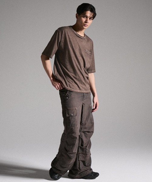 GRANCY（グランシー）の「【GRANCY】Military Studs Design Distressed T-shirt / ミリタリースタッズデザインダメージTシャツ（Tシャツ/カットソー・メンズ・ブラウン/グレー・L/M/S）」の16枚目の写真