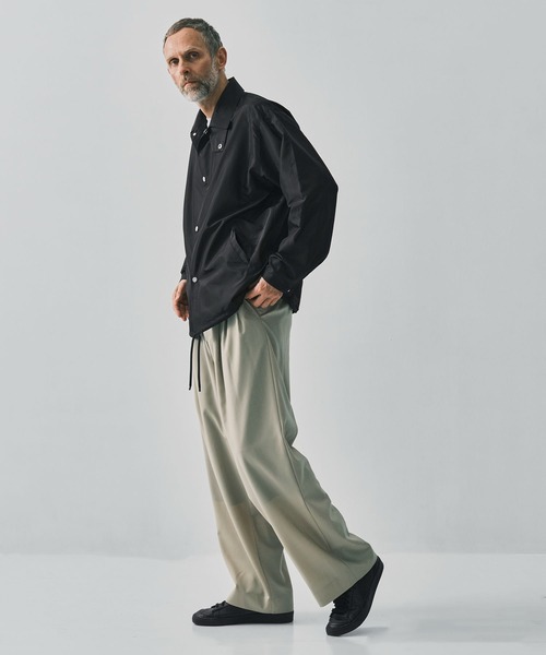 markaware(マーカウェア)の「【MARKAWARE】TRIPLE PLEATED WIDE TROUSERS(オーガニックウール2/80トロピカル / トリプルプリーテッドワイドトラウザーズ)(スラックス・メンズ・ブラック/ベージュ・1/2/3)」の12枚目の写真