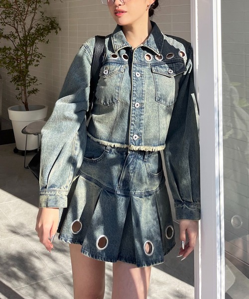 SPIRALGIRL（スパイラルガール）の「アイレットデニムジャケット（デニムジャケット・レディース・ブラック/ブルー・FREE）」の18枚目の写真