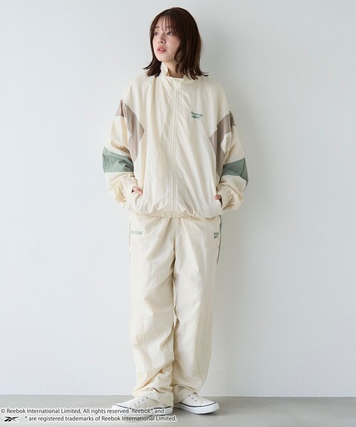 coen（コーエン）の「Reebok（リーボック）別注トラックジャケット（ナイロンジャケット・メンズ・オフホワイト/ダークグレー/ベージュ・M/L/XL）」の5枚目の写真