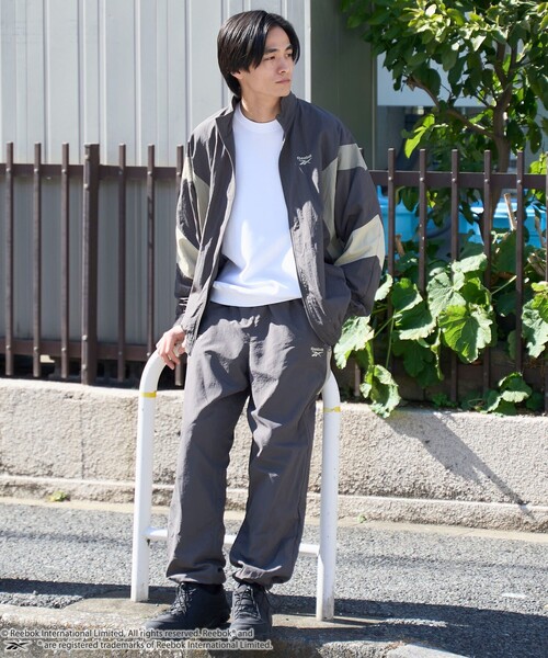 coen（コーエン）の「Reebok（リーボック）別注トラックジャケット（ナイロンジャケット・メンズ・オフホワイト/ダークグレー/ベージュ・M/L/XL）」の11枚目の写真