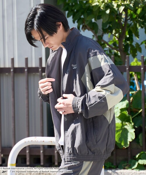 coen（コーエン）の「Reebok（リーボック）別注トラックジャケット（ナイロンジャケット・メンズ・オフホワイト/ダークグレー/ベージュ・M/L/XL）」の14枚目の写真