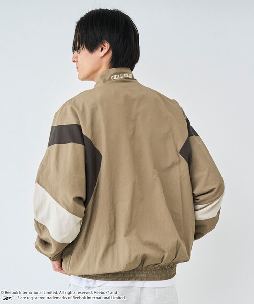Reebok/ナイロンジャケット アイボリー 新品 新色追加【10%OFF】【Reebok/リーボック】 別注スモールベクター刺繍裾