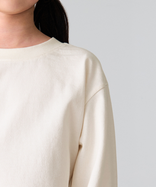 MUSINSA STANDARD KIDS（ムシンサスタンダードキッズ）の「[クールスタンダード] リラックスドクルーネック長袖Tシャツ [クリーム]（Tシャツ/カットソー・レディース・その他・100/110/120/130/140/150）」の5枚目の写真