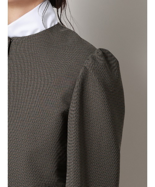 CIS.（シス）の「CIS. ショートジャケット ウォッシャブル カラミストレッチ ハウンドトゥース（テーラードジャケット・レディース・グレー/ベージュ・36(7号)/38(9号)）」の3枚目の写真