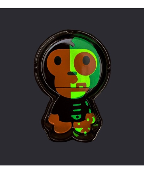 A BATHING APE(アベイシングエイプ)の「BABY MILO SKULL GLOW IN THE DARK TRAY(その他雑貨・メンズ・ブラウン・FREE)」の2枚目の写真
