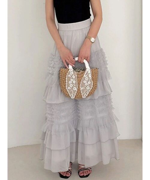 MERCURYDUO(マーキュリーデュオ)の「ティアードボリュームスカート(スカート・レディース・アイボリー/ライトグレー・MEDIUM/SMALL)」の16枚目の写真