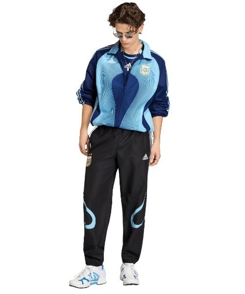 adidas(アディダス)の「adidas originals Argentina National Team 2006 Track Pants(アディダスオリジナルス アルゼンチン代表 2006 トラックパンツ)(スウェットパンツ・メンズ・ブラック・XX-LARGE/X-LARGE/LARGE/MEDIUM/SMALL)」の4枚目の写真