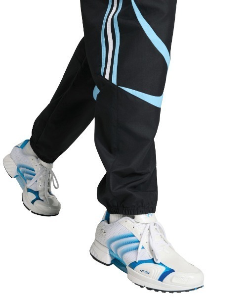 adidas(アディダス)の「adidas originals Argentina National Team 2006 Track Pants(アディダスオリジナルス アルゼンチン代表 2006 トラックパンツ)(スウェットパンツ・メンズ・ブラック・XX-LARGE/X-LARGE/LARGE/MEDIUM/SMALL)」の6枚目の写真