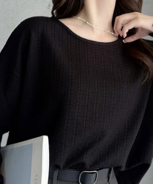 umune（ウムネ）の「カットソー 長袖 プルオーバー ワッフル生地 凹凸感 変形ワッフル ボートネック クルーネック オフホワイト ルーズ ゆるトップス カジュアル 秋（Tシャツ/カットソー・レディース・モカ/ブラック/オフホワイト・FREE）」の17枚目の写真