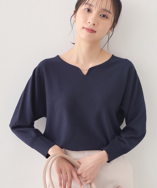 index（インデックス）の「フロントパーツ付きドルマンスリーブニット【洗濯機OK/抗ピル】《7col》（ニット/セーター・レディース・ネイビー系5/ナチュラル/チャコールグレー/ホワイト系9/ホワイト系8/パープル/ピンク系・42/40/38/36）」の5枚目の写真