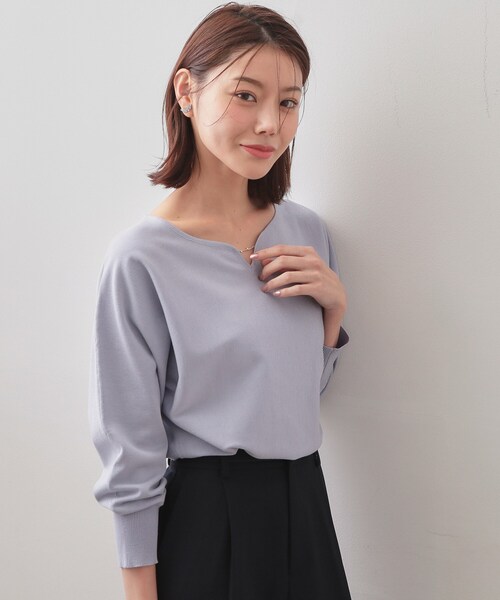 index（インデックス）の「フロントパーツ付きドルマンスリーブニット【洗濯機OK/抗ピル】《7col》（ニット/セーター・レディース・ネイビー系5/ナチュラル/チャコールグレー/ホワイト系9/ホワイト系8/パープル/ピンク系・42/40/38/36）」の15枚目の写真