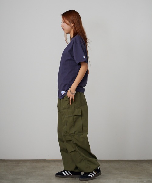 Russell Athletic（ラッセルアスレティック）の「RUSSELL ATHLETIC / ラッセルアスレティック Campus Jersey T ブランドタグ ワイドシルエット クルーネックTシャツ カットソー 2026年春夏（Tシャツ/カットソー・メンズ・オフホワイト/ブラック/ネイビー・M/L/XL）」の16枚目の写真