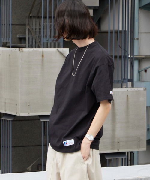 Russell Athletic（ラッセルアスレティック）の「RUSSELL ATHLETIC / ラッセルアスレティック Campus Jersey T ブランドタグ ワイドシルエット クルーネックTシャツ カットソー 2026年春夏（Tシャツ/カットソー・メンズ・オフホワイト/ブラック/ネイビー・M/L/XL）」の19枚目の写真