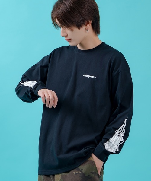 En serio TOKYO(エンソリオトーキョー)の「【SIDEWAYSTANCE】フィーチャーアームロゴ長袖Tシャツ 70648(Tシャツ/カットソー・メンズ・ブラック/ホワイト/オートミール・SMALL/MEDIUM/LARGE/X-LARGE)」の15枚目の写真