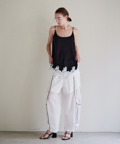 MAISON SPECIAL(メゾンスペシャル)の「【PRE-ORDER】Mesh Sporty Balloon Pants/メッシュスポーティバルーンパンツ(その他パンツ・レディース・レッド/ホワイト/ブラック・38/36)」の19枚目の写真