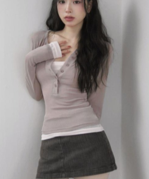 semplice(センプリチェ)の「カットソー【韓国ファッション】(Tシャツ/カットソー・レディース・ブラック/ベージュ/ダークグレー・F)」の7枚目の写真